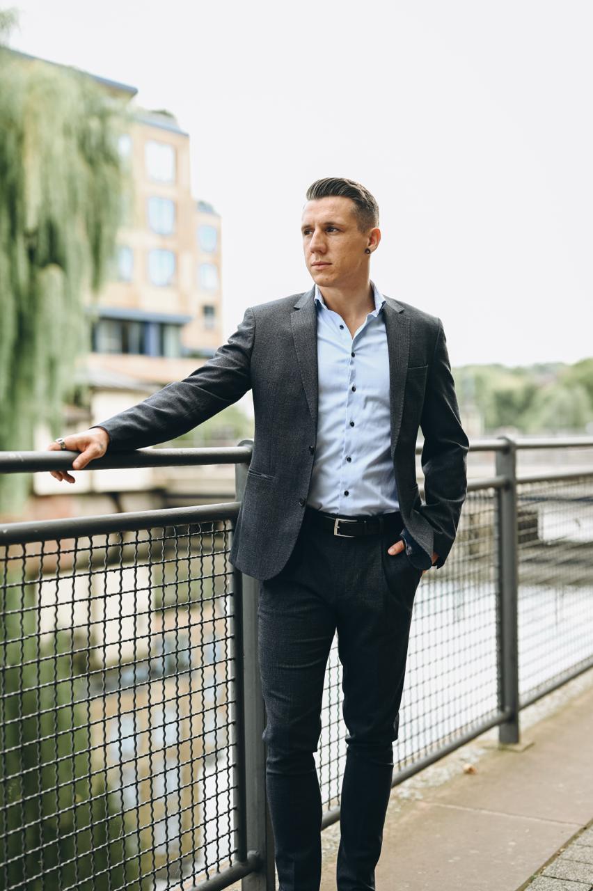 Kim Welles analysiert Energieverträge